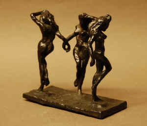 three_graces_4_inch_high_view_3.jpg (190712 bytes)
